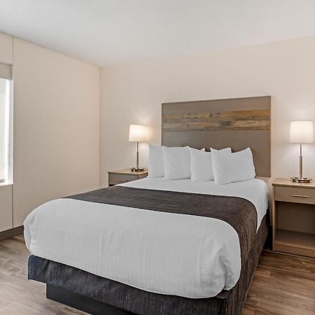 Best Western Plus Executive Residency Waterloo & Cedar Falls Exterior foto